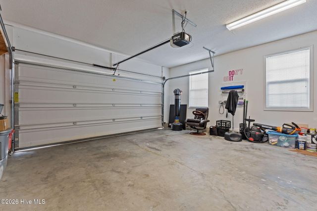 355 Woodgreen Drive, Aberdeen, NC 28315