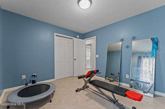 355 Woodgreen Drive, Aberdeen, NC 28315