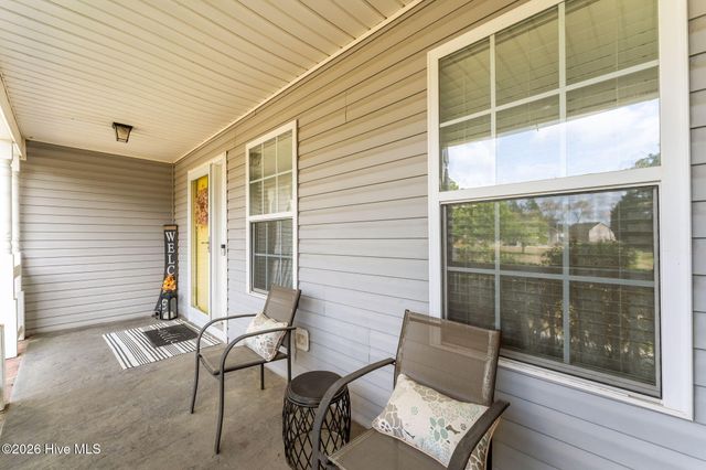 355 Woodgreen Drive, Aberdeen, NC 28315