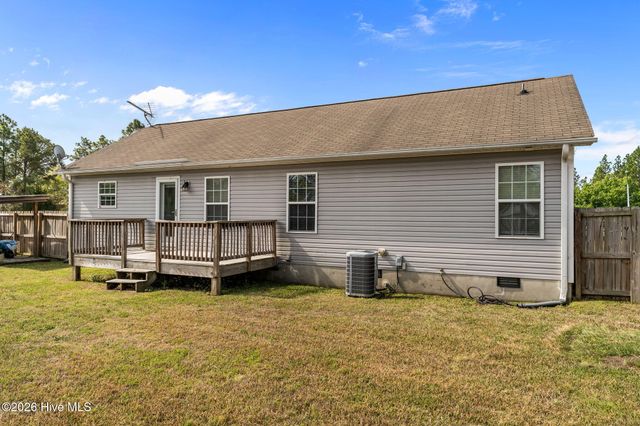 355 Woodgreen Drive, Aberdeen, NC 28315