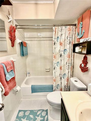 4000 3RD STREET N 302, St Petersburg, FL 33703