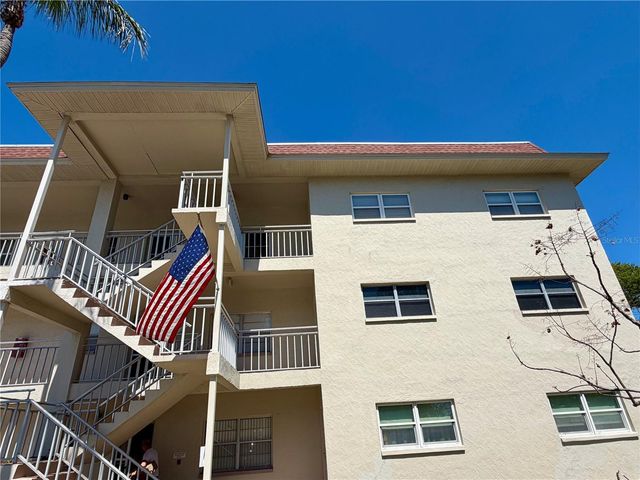 4000 3RD STREET N 302, St Petersburg, FL 33703