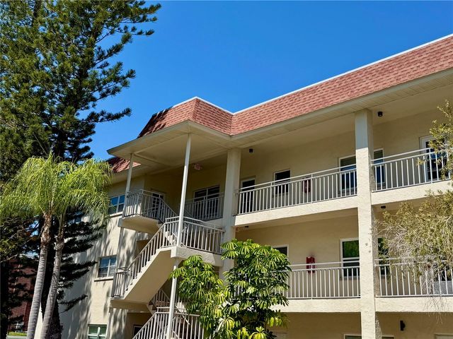 4000 3RD STREET N 302, St Petersburg, FL 33703