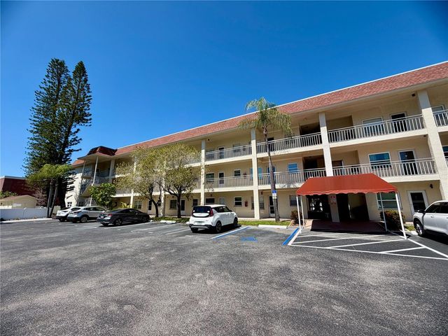 4000 3RD STREET N 302, St Petersburg, FL 33703