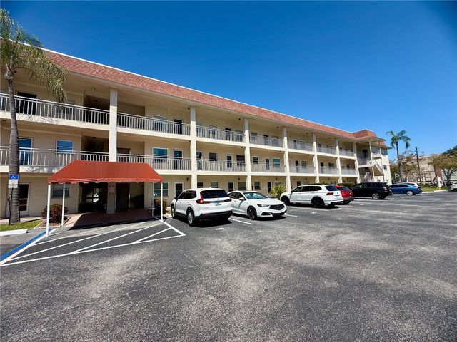 4000 3RD STREET N 302, St Petersburg, FL 33703