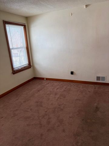 1135 Lakeview Drive, Schererville, IN 46375