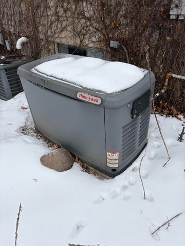 1135 Lakeview Drive, Schererville, IN 46375