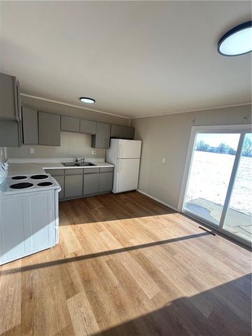 230 85th Road, Warrensburg, MO 64093