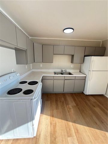 230 85th Road, Warrensburg, MO 64093