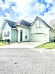 108 Nautilus Court, Lafayette, LA 70508