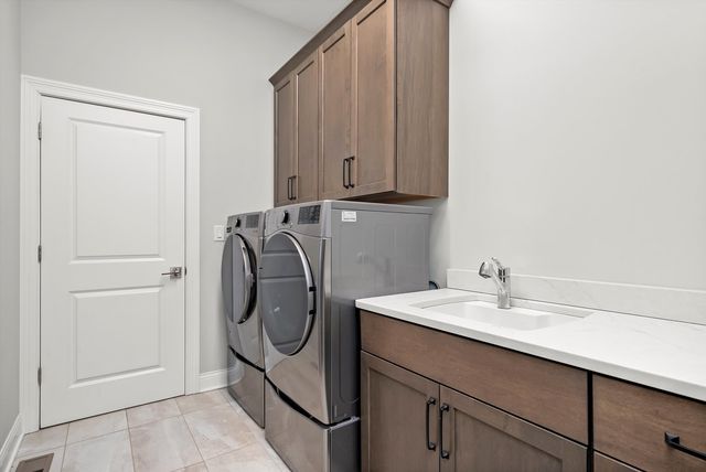 2503 Justen Farm Lane, Ringwood, IL 60072