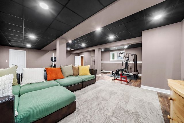 2503 Justen Farm Lane, Ringwood, IL 60072