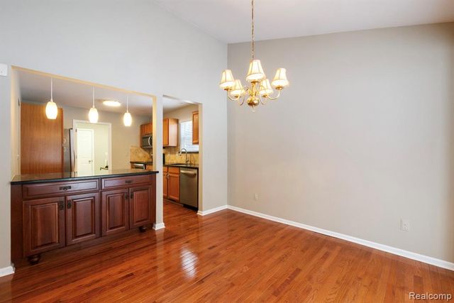 671 Woodhaven Drive, Commerce Twp, MI 48390