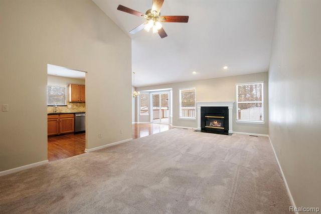 671 Woodhaven Drive, Commerce Twp, MI 48390