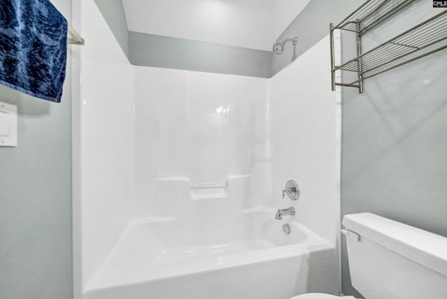 229 Dutchman Shores Circle, Chapin, SC 29036