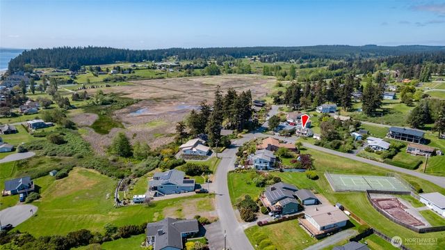 977 Moonraker Drive, Freeland, WA 98249