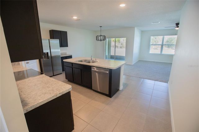 5618 GEIGER ESTATES DRIVE, Zephyrhills, FL 33541