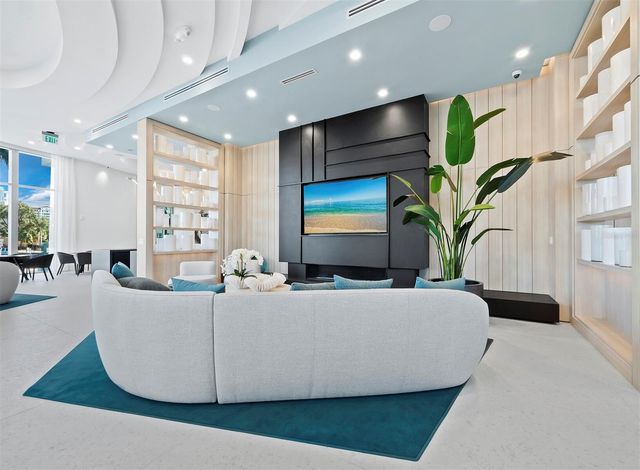 301 QUAY COMMONS 1409, Sarasota, FL 34236