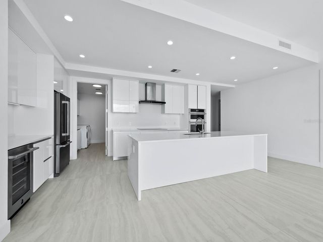 301 QUAY COMMONS 1409, Sarasota, FL 34236