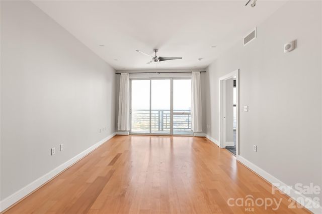 333 W Trade Street 2502, Charlotte, NC 28202