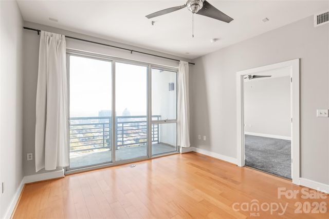 333 W Trade Street 2502, Charlotte, NC 28202