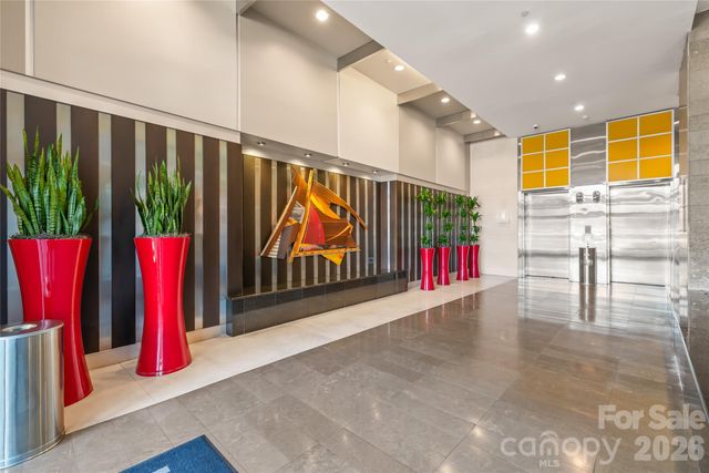 333 W Trade Street 2502, Charlotte, NC 28202