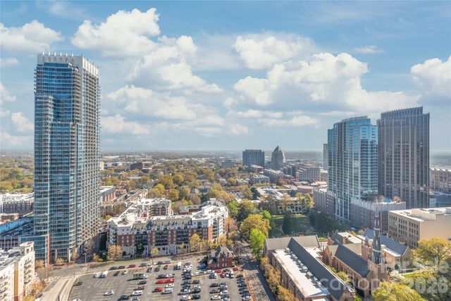 333 W Trade Street 2502, Charlotte, NC 28202