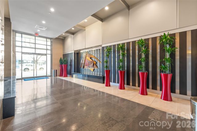 333 W Trade Street 2502, Charlotte, NC 28202