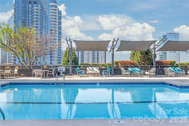 333 W Trade Street 2502, Charlotte, NC 28202