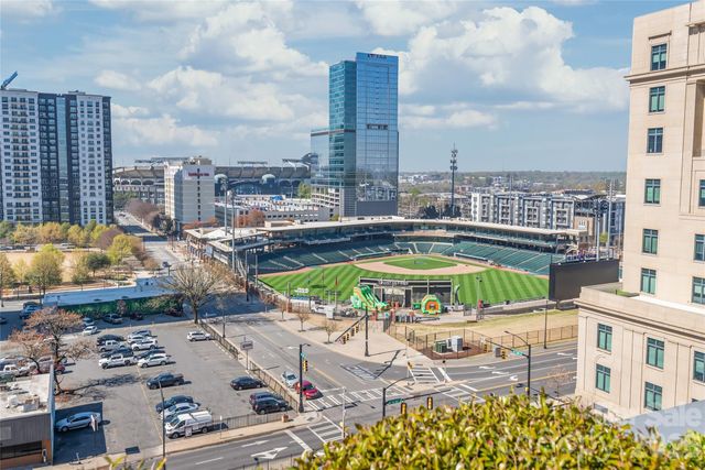 333 W Trade Street 2502, Charlotte, NC 28202