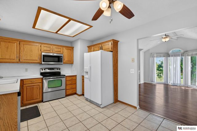 8004 S 151st Avenue, Omaha, NE 68138