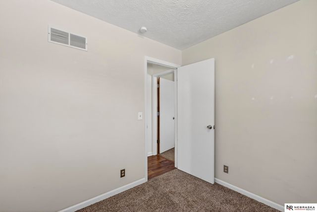 8004 S 151st Avenue, Omaha, NE 68138