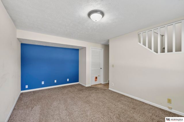 8004 S 151st Avenue, Omaha, NE 68138