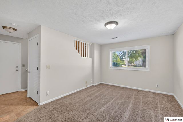 8004 S 151st Avenue, Omaha, NE 68138