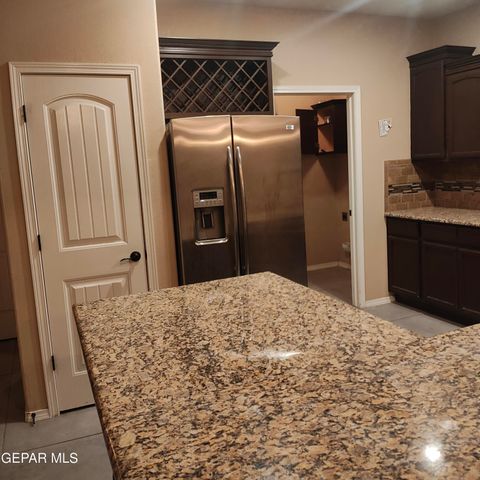 14673 Ava Leigh Ave, El Paso, TX 79938