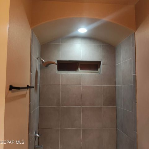 14673 Ava Leigh Ave, El Paso, TX 79938