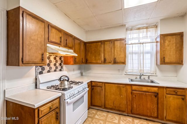 167 N Allen Street, Albany, NY 12206