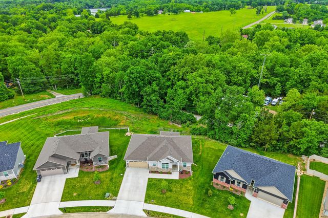 3964 CLYDESDALE DR, Columbia, MO 65202