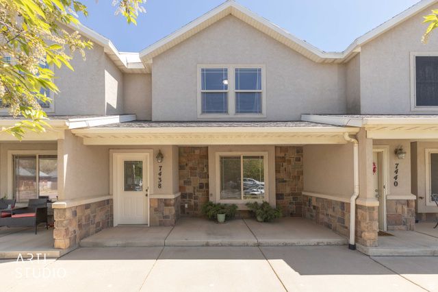 7438 S 1550 E, South Weber, UT 84405