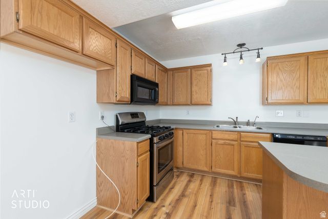 7438 S 1550 E, South Weber, UT 84405