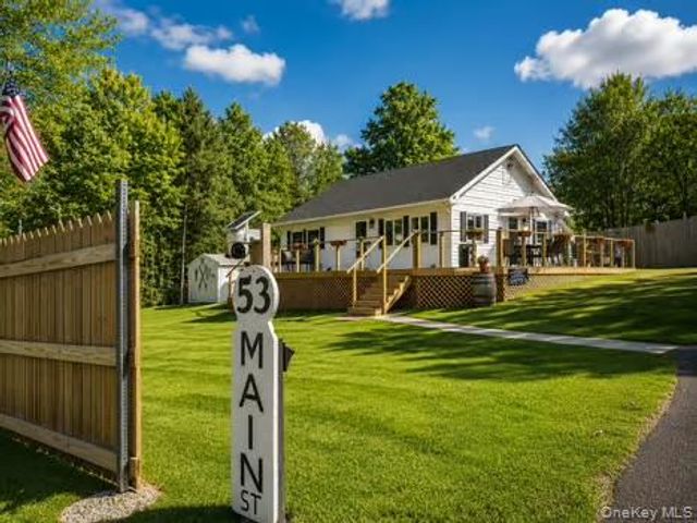 53 Main Street, Bloomingburg, NY 12721