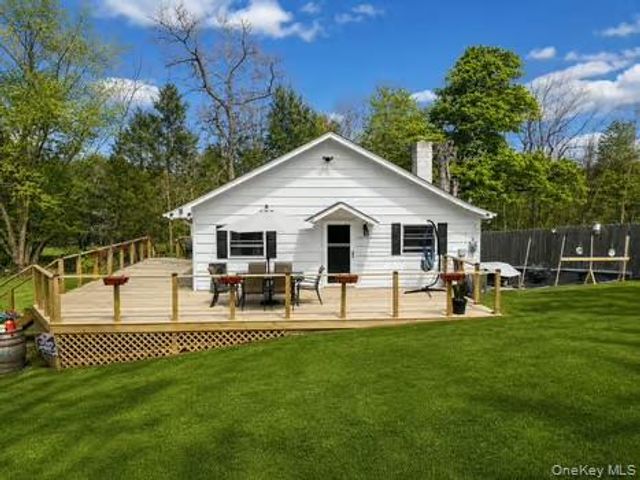 53 Main Street, Bloomingburg, NY 12721