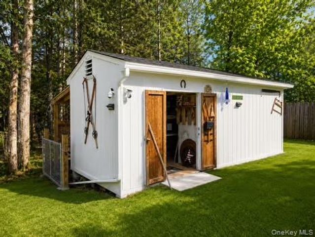 53 Main Street, Bloomingburg, NY 12721
