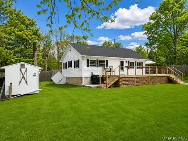53 Main Street, Bloomingburg, NY 12721