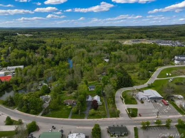53 Main Street, Bloomingburg, NY 12721