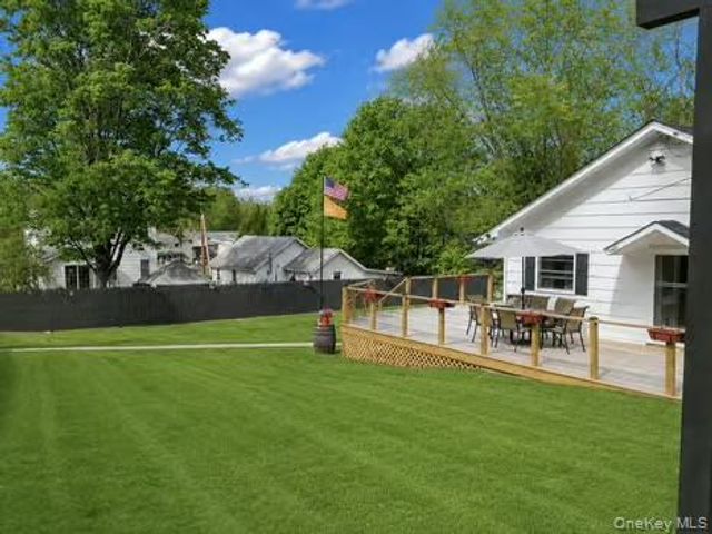 53 Main Street, Bloomingburg, NY 12721