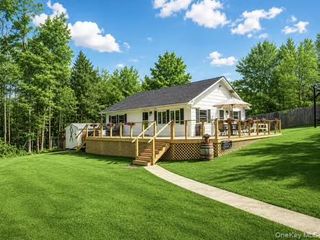 53 Main Street, Bloomingburg, NY 12721