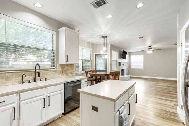 410 Thunderbay DR, Georgetown, TX 78626