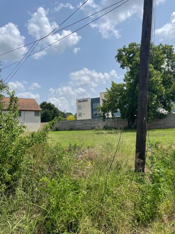 2003 Nagle Street, Houston, TX 77003