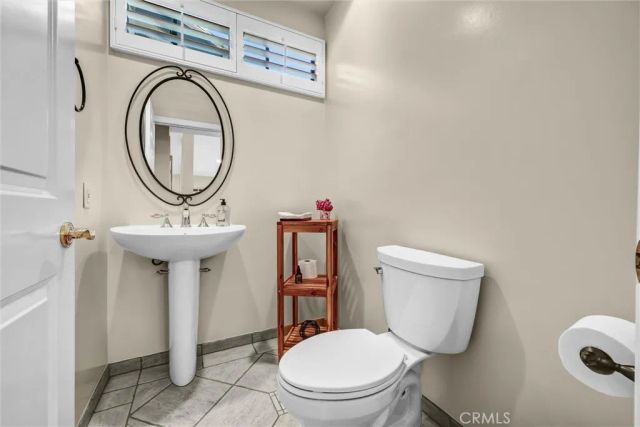 49 Pinewood, Irvine, CA 92604
